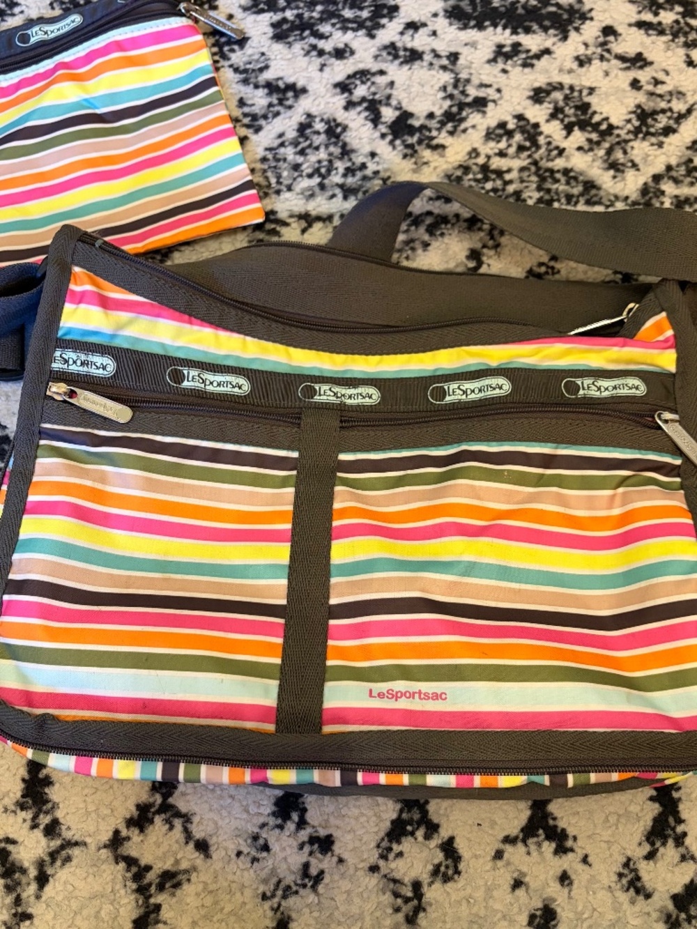 Le Sportsac Deluxe Everyday Bag Crossbody Tote Purse Rainbow Stripe With Pouch